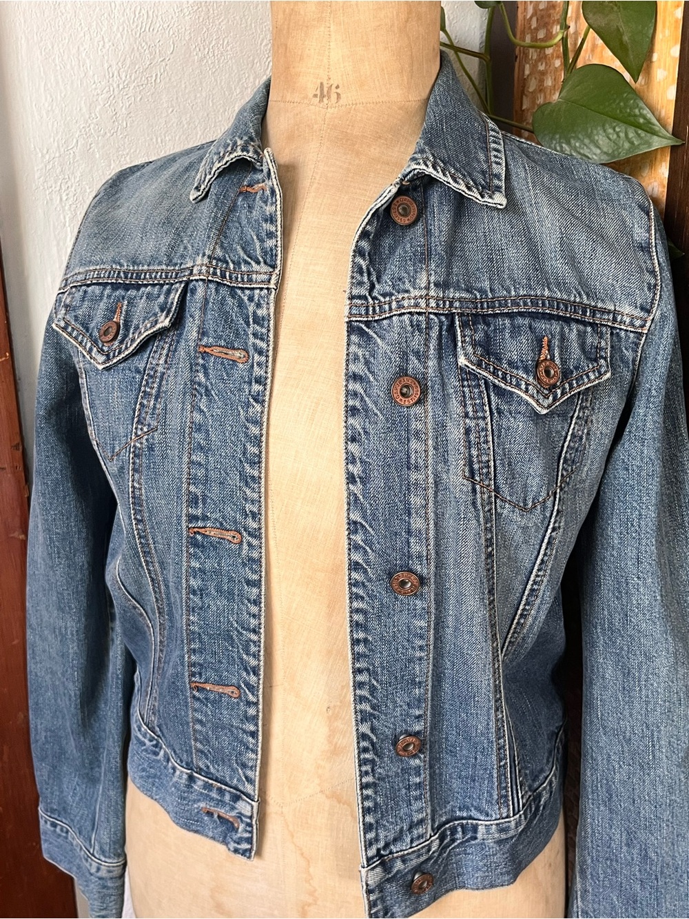 GAP Women's Faded Blue Denim Jacket